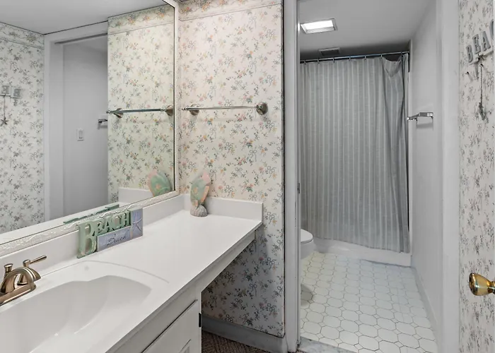 Ocean Block 2-bedroom, 2-bathroom In Midtown Ocean * Ocean City