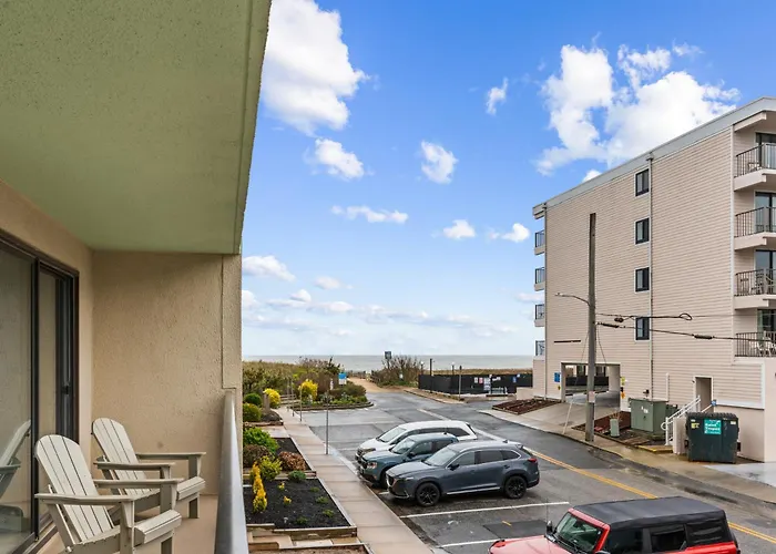 Ocean Block 2-bedroom, 2-bathroom In Midtown Ocean Ocean City